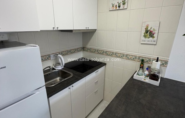 Resale - Apartment / flat - Torrevieja - Cabo cervera