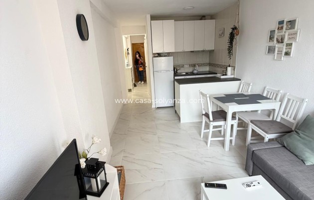 Resale - Apartment / flat - Torrevieja - Cabo cervera