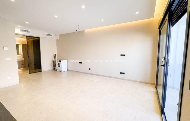 Resale - Apartment / flat - Torrevieja - Playa de los Locos