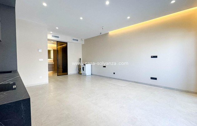 Resale - Apartment / flat - Torrevieja - Playa de los Locos