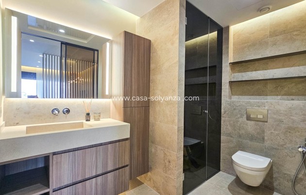 Resale - Apartment / flat - Torrevieja - Playa de los Locos