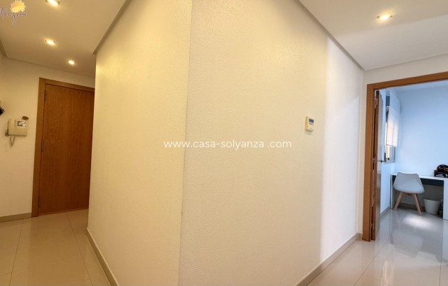 Resale - Apartment / flat - Torrevieja - PARQUE DE LAS NACIONES