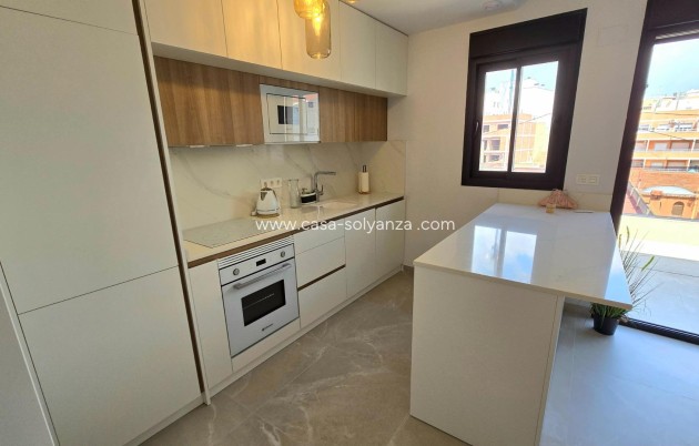 Resale - Apartment / flat - Torrevieja - Playa del Cura