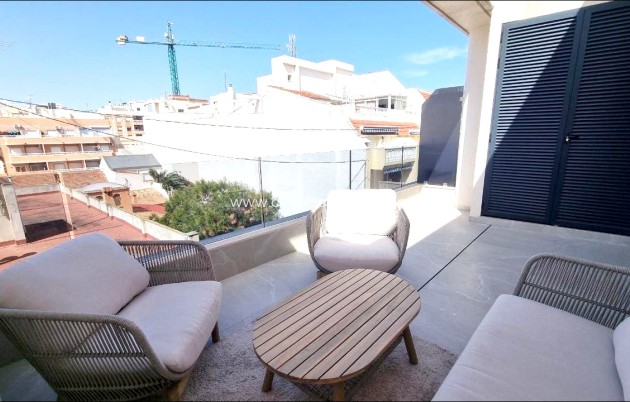 Resale - Apartment / flat - Torrevieja - Playa del Cura