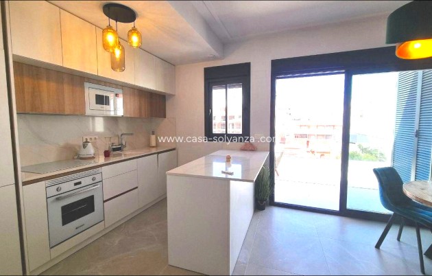 Resale - Apartment / flat - Torrevieja - Playa del Cura