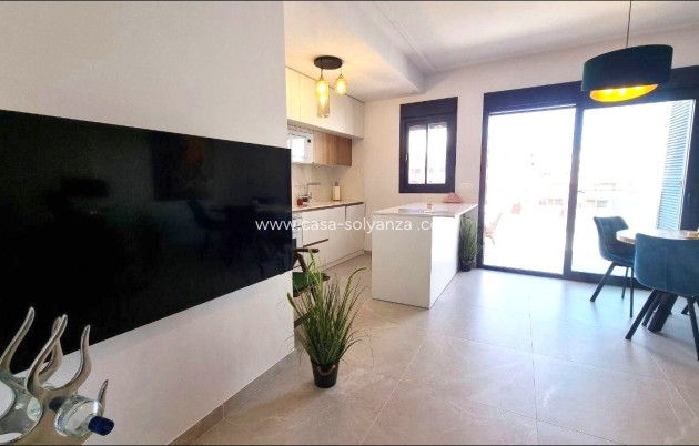 Resale - Apartment / flat - Torrevieja - Playa del Cura