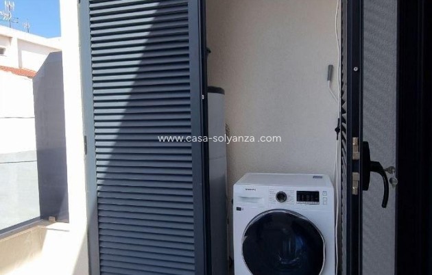 Resale - Apartment / flat - Torrevieja - Playa del Cura