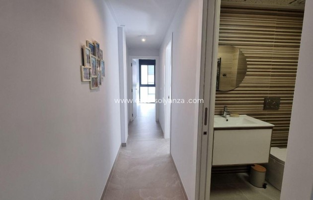 Resale - Apartment / flat - Torrevieja - Playa del Cura