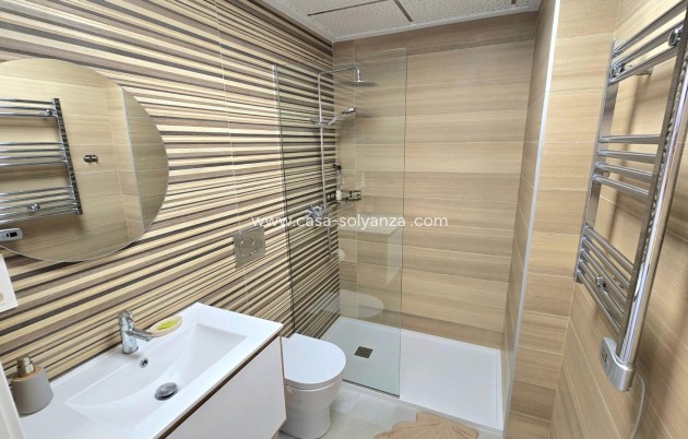 Resale - Apartment / flat - Torrevieja - Playa del Cura