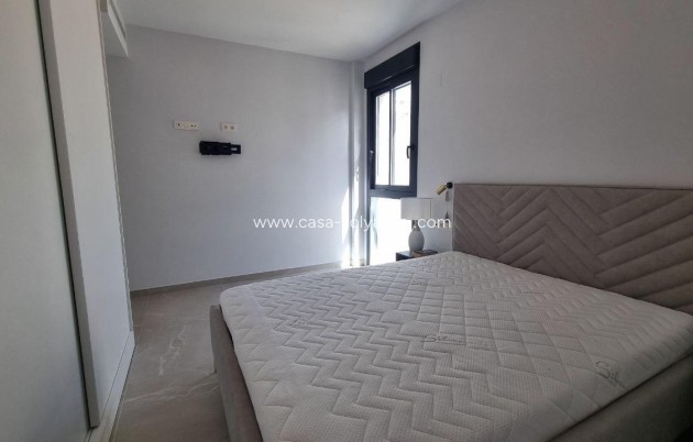Resale - Apartment / flat - Torrevieja - Playa del Cura
