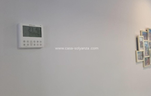Resale - Apartment / flat - Torrevieja - Playa del Cura