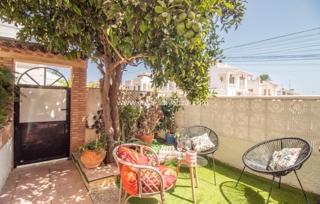 Resale - Bungalow - Torrevieja - Los Frutales