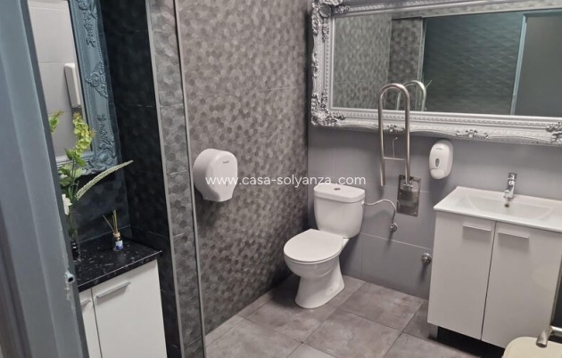 Resale - Commercial - Torrevieja - 0