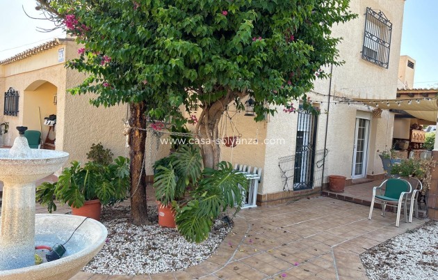 Revente - Villa - Torrevieja - Los Balcones