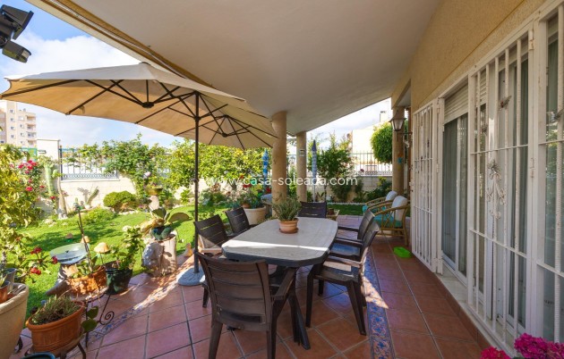 Reventa - Villa - Torrevieja - Aguas nuevas