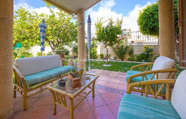 Reventa - Villa - Torrevieja - Aguas nuevas
