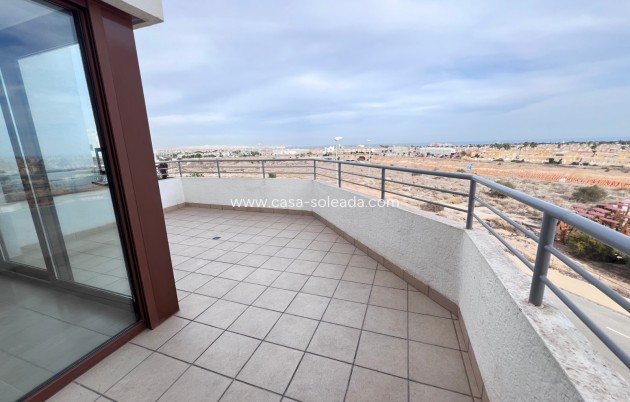Revente - Appartement - Lomas De Campoamor - Inland