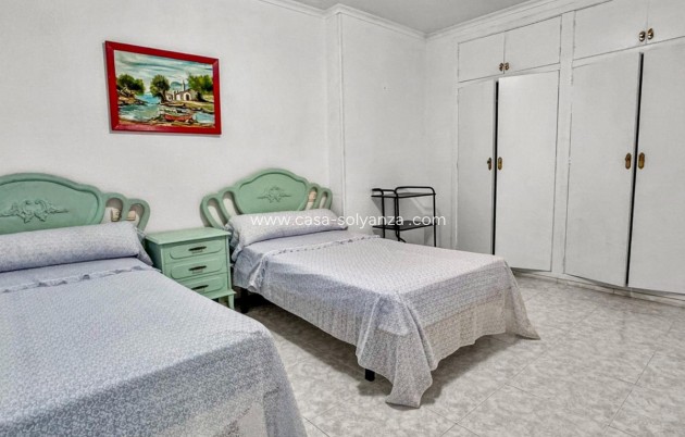 Resale - Apartment / flat - Torrevieja - Playa de los Locos