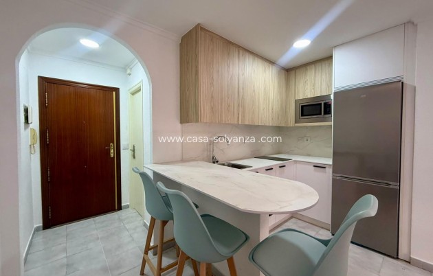 Resale - Apartment / flat - Torrevieja - Playa del Cura