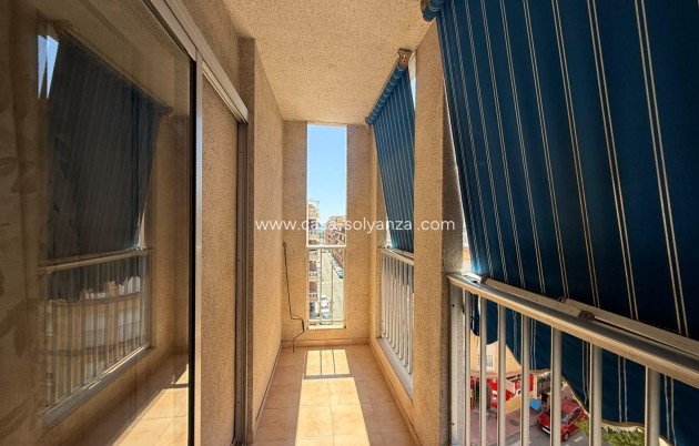 Resale - Apartment / flat - Torrevieja - Playa del Cura