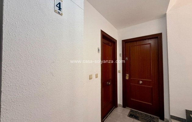 Resale - Apartment / flat - Torrevieja - Playa del Cura