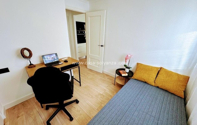 Wiederverkauf - Wohnung - Torrevieja - Center