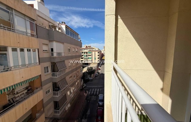 Wiederverkauf - Wohnung - Torrevieja - Center