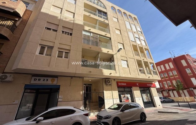 Wiederverkauf - Wohnung - Torrevieja - Center