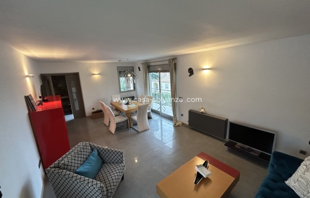 Resale - Villa - La Nucía - Costa Blanca