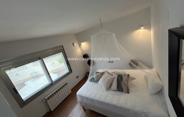 Resale - Villa - La Nucía - Costa Blanca