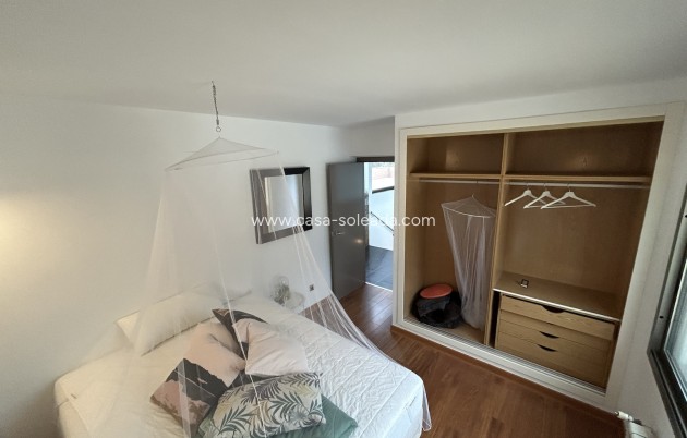 Resale - Villa - La Nucía - Costa Blanca