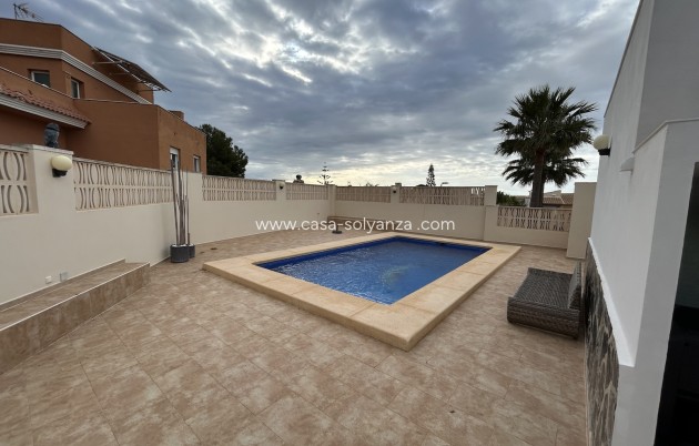 Resale - Villa - La Nucía - Costa Blanca