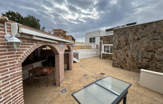 Resale - Villa - La Nucía - Costa Blanca