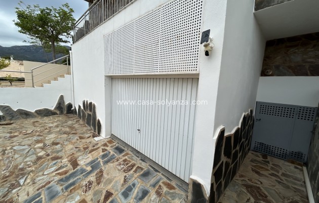 Resale - Villa - La Nucía - Costa Blanca