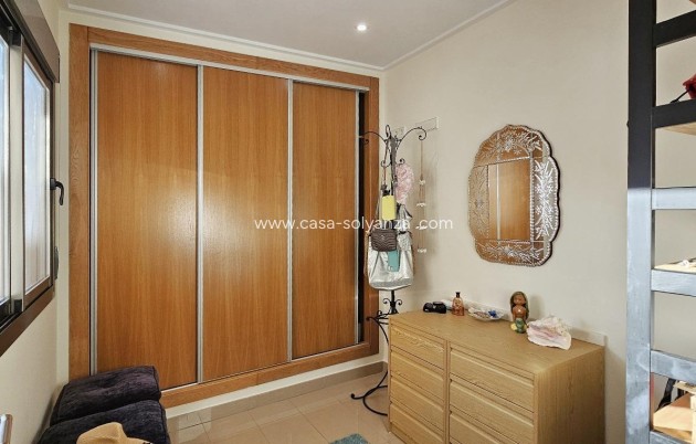 Resale - Apartment / flat - Torrevieja - Estacion Autobuses