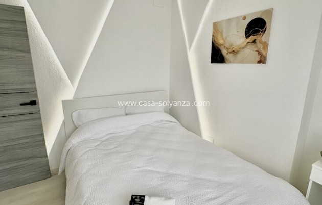 Herverkoop - Appartement / flat - Torrevieja - Center