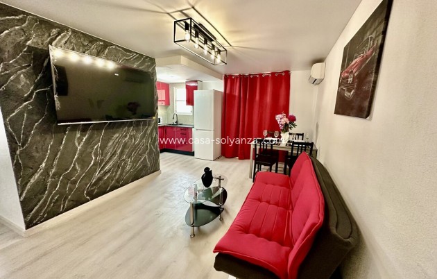 Herverkoop - Appartement / flat - Torrevieja - Center