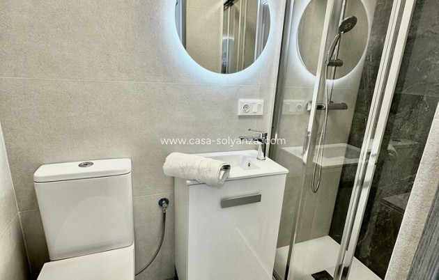 Herverkoop - Appartement / flat - Torrevieja - Center