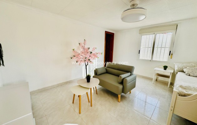 Resale - Townhouse - Torrevieja - La Siesta