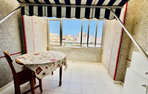 Herverkoop - Appartement / flat - Torrevieja - Estacion Autobuses