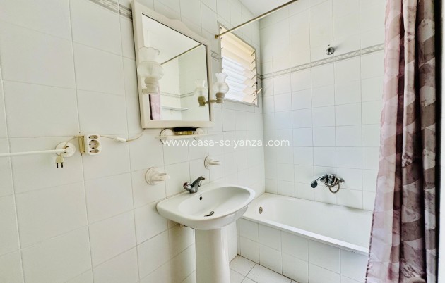 Herverkoop - Appartement / flat - Torrevieja - Estacion Autobuses