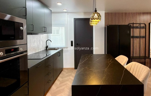 Resale - Apartment / flat - Torrevieja - Playa del Cura