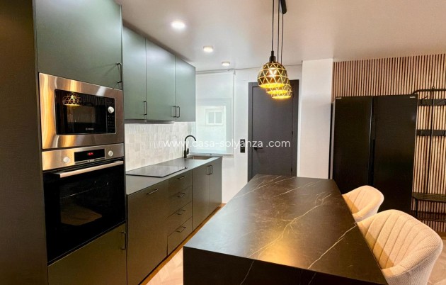 Resale - Apartment / flat - Torrevieja - Playa del Cura
