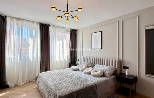 Resale - Apartment / flat - Torrevieja - Playa del Cura