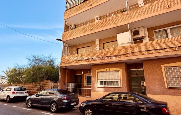 Resale - Apartment / flat - Torrevieja - Playa del Cura