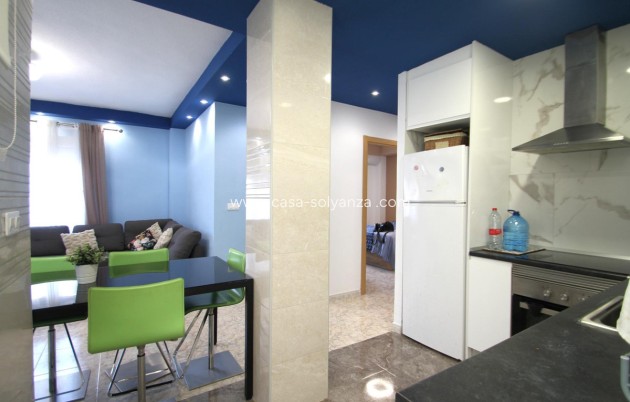 Resale - Apartment / flat - Torrevieja - Torrevieja Centro