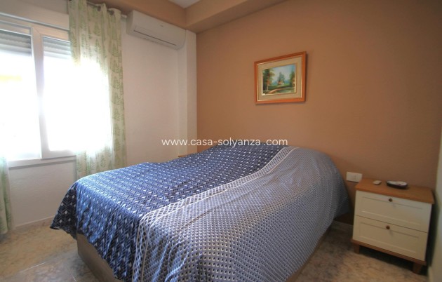 Resale - Apartment / flat - Torrevieja - Torrevieja Centro