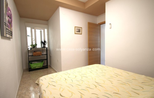 Resale - Apartment / flat - Torrevieja - Torrevieja Centro