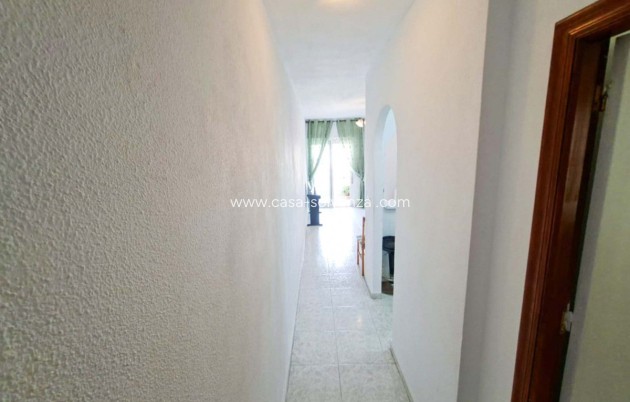 Resale - Apartment / flat - Torrevieja - Torrevieja Centro
