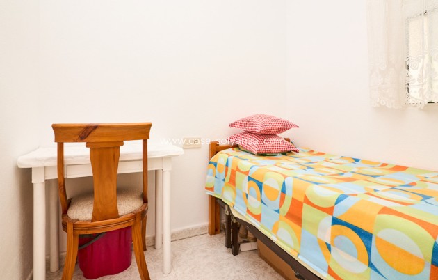 Resale - Apartment / flat - Torrevieja - Torrevieja Centro